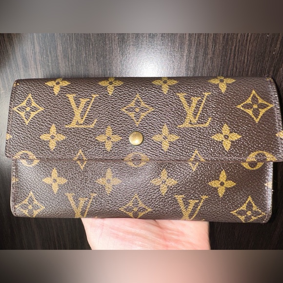 SOLD ✔️ Authentic Louis Vuitton monogram international Trifold wallet - Picture 12 of 12
